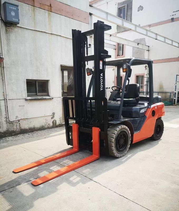 4500 kg largeur de la fourchette Routine Sino Jac Diesel chariot élévateur CPC30 avec climatisation