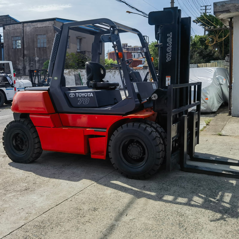 7 tonnes de chariot élévateur diesel avec certification EPA et Toyota ISUZU longueur de la fourchette de routine du moteur