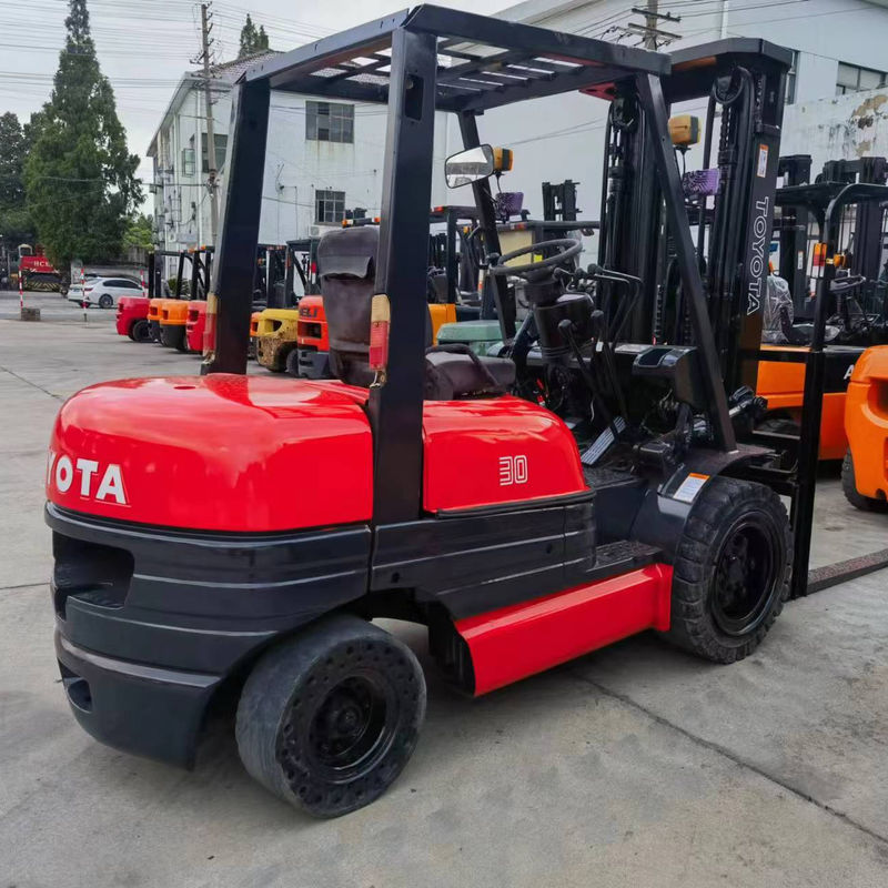 Utilisé Toyota 6f30 3 tonnes chariot élévateur 7 tonnes Mini FD70 FD60 FD50 FD40 30 pour les restaurants