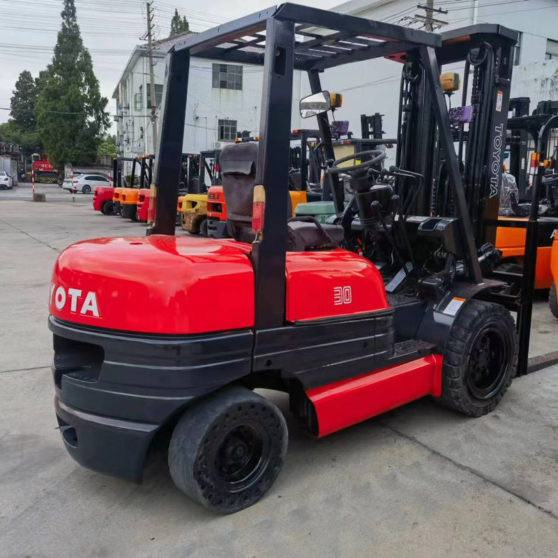 3 tonnes Toyota chariot élévateur japonais pièces originales moteur diesel largeur et longueur de la fourchette